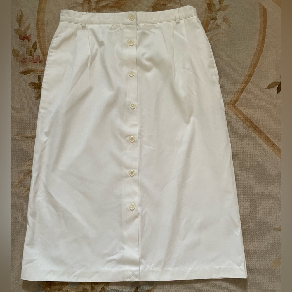 Size 14 white A-line skirt, Saint Moritz